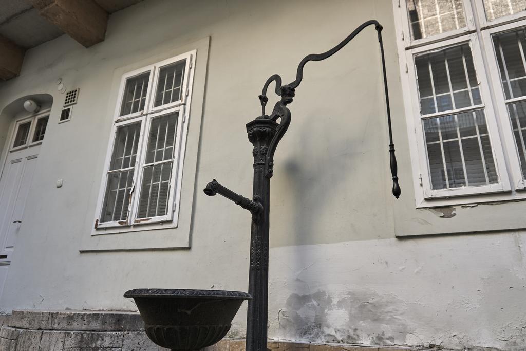 Apartmán Karolyi Garden | Hostaid Budapešť Exteriér fotografie